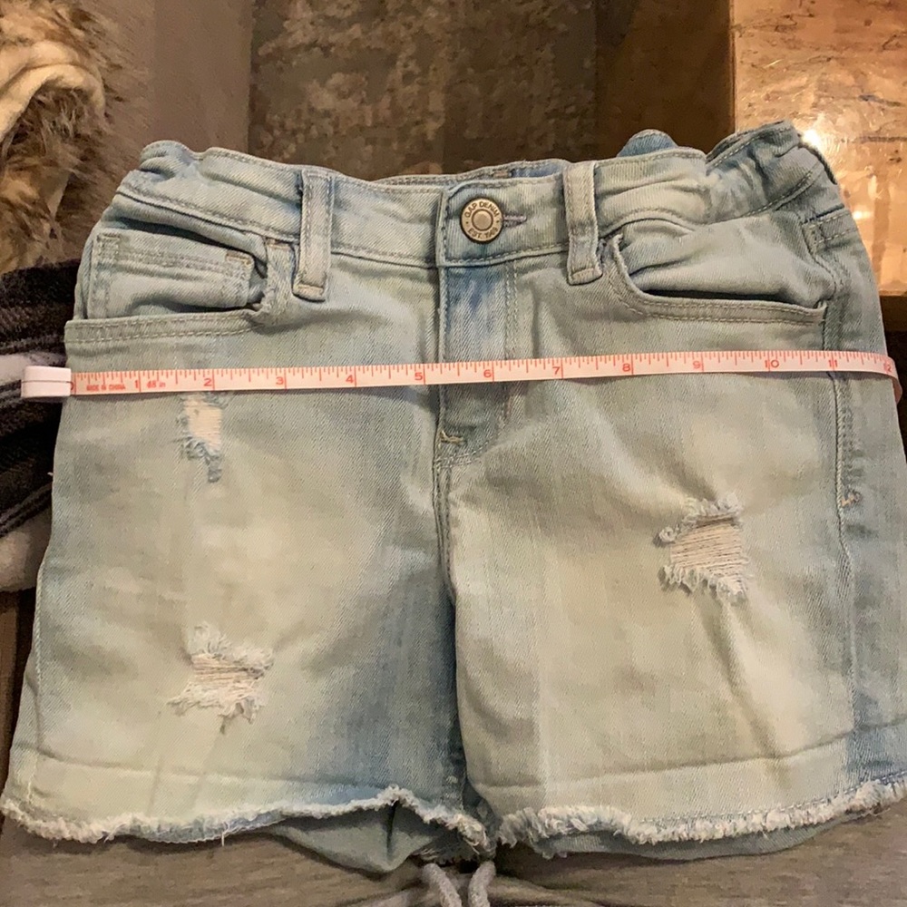Girls GAP denim shorts size 8 midi